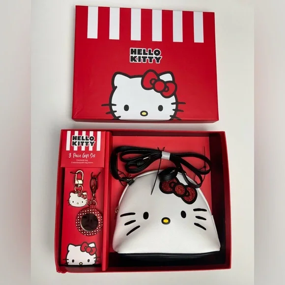 Hello Kitty 3 pieces gift set crossbody bags with 2 bag charms with Original Box - Picture 1 of 8